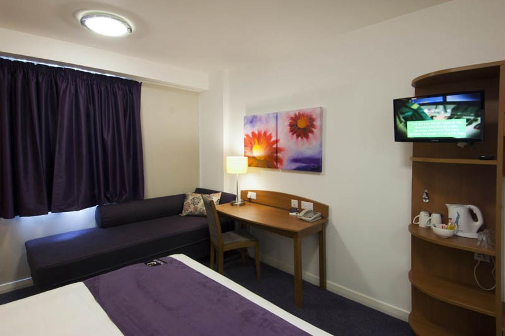 Premier Inn Norwich Nelson City Centre Exterior foto