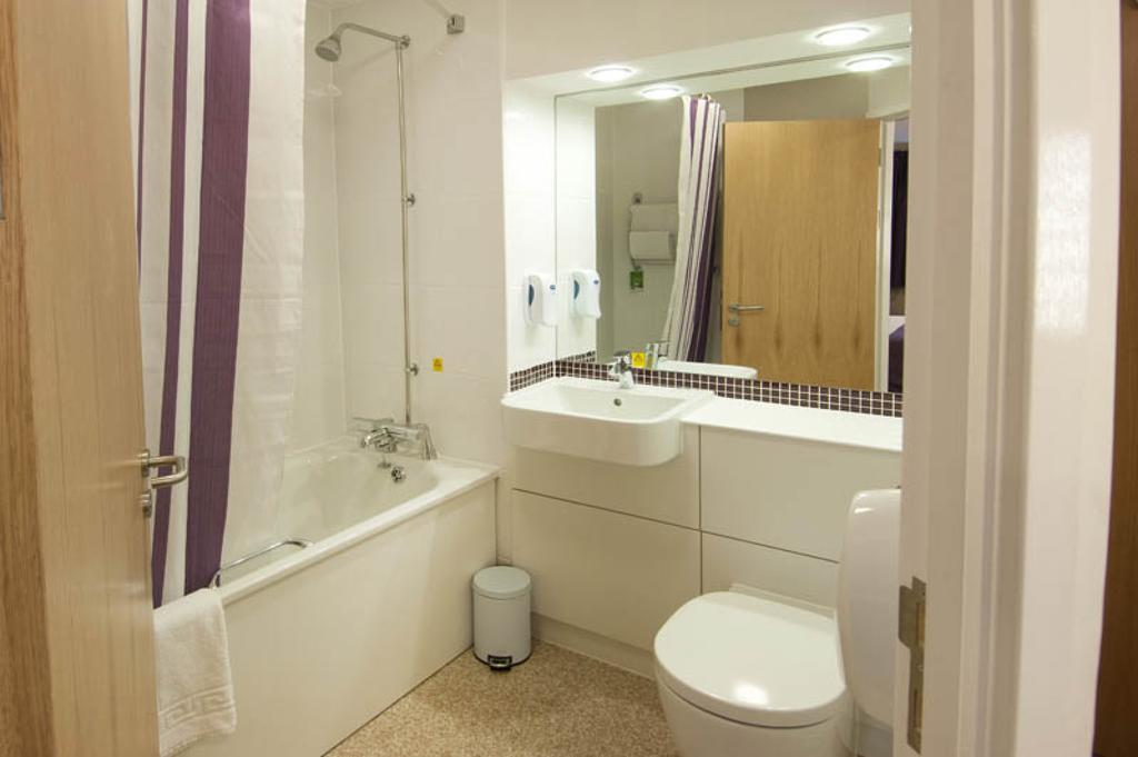 Premier Inn Norwich Nelson City Centre Exterior foto